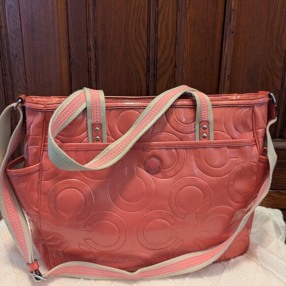 COACH PATENT LEATHER DIAPER BABY BAG MULTIFUNCTION TOTE 16977 - Picture 1 of 13